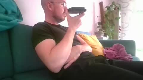 Snapshot of s_i_q chatting on October 17, 1:03 pm s_i_q online show from October 17, 1:03 pm