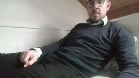 Snapshot of s_i_q chatting on November 17, 1:39 pm s_i_q online show from November 17, 1:39 pm