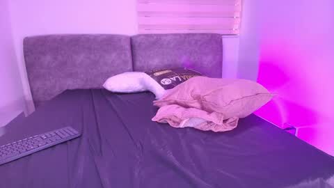 Snapshot of s_sofia_ chatting on June 7, 7:17 pm s_sofia_ online show from June 7, 7:17 pm