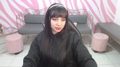 Sabrina online show from December 15, 1:26 pm