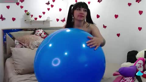 Snapshot of saabrina__ chatting on March 25, 3:12 am Bri online show from March 25, 3:12 am