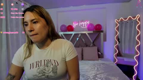 saaya_tay online show from February 23, 11:33 am