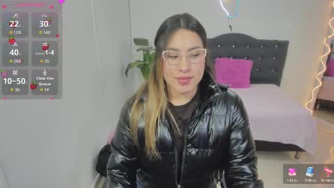 saaya_tay online show from September 15, 3:06 am