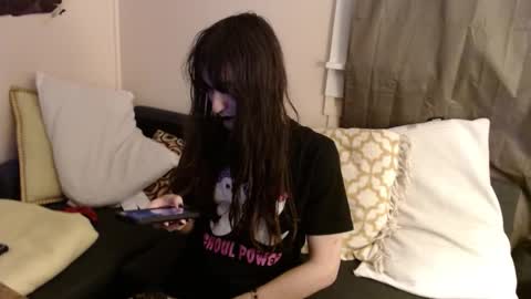 sabinewinters online show from March 24, 11:21 pm