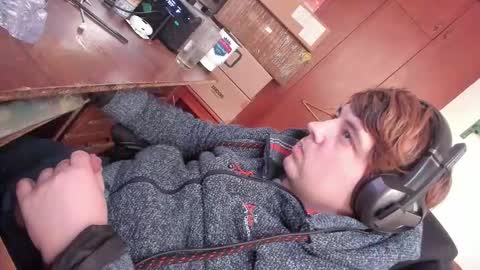 1141323  my Lord Mister Max   moms treasure online show from February 19, 9:38 am