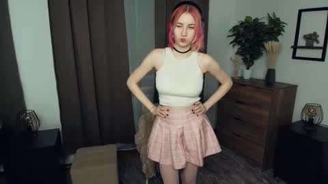 Snapshot of sabr1naa chatting on December 5, 7:17 am Sabrina online show from December 5, 7:17 am