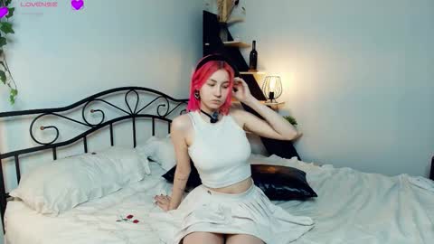 Snapshot of sabr1naa chatting on December 16, 7:13 am Sabrina online show from December 16, 7:13 am