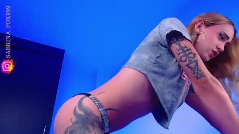 Snapshot of sabriina_fox999 chatting on February 8, 6:01 am sabrina fox online show from February 8, 6:01 am