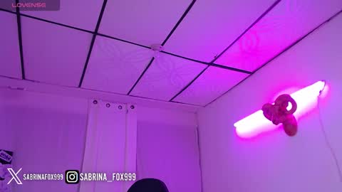 Snapshot of sabriina_fox999 chatting on October 17, 3:42 am sabrina fox online show from October 17, 3:42 am