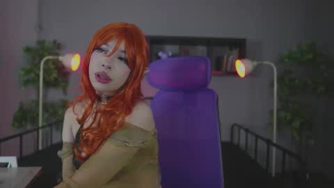 Snapshot of sabrina_bloom_ chatting on November 14, 2:05 pm sabri online show from November 14, 2:05 pm