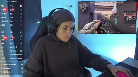Angie  online show from May 28, 1:03 am