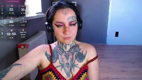 Lilith Solar online show from April 25, 1:41 pm
