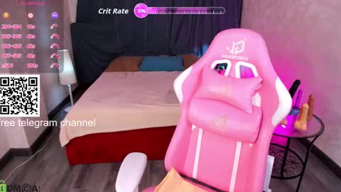 Snapshot of sabrina_sven chatting on November 3, 9:59 pm GMT7TueWedThuFriSatSun 0100am-0700am online show from November 3, 9:59 pm