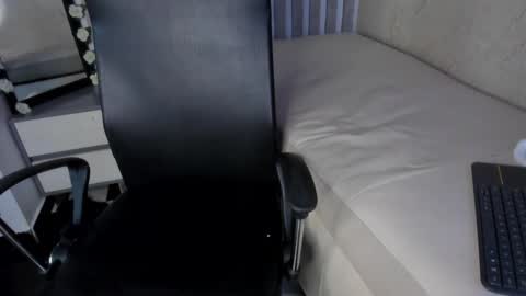 mariana  online show from February 28, 1:47 am