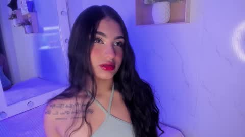 mariana  online show from November 6, 5:30 am