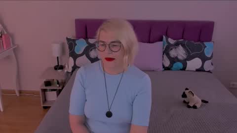 Sabrina MacMarren online show from February 23, 7:11 am