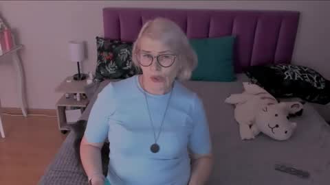 Sabrina MacMarren online show from March 8, 7:53 pm