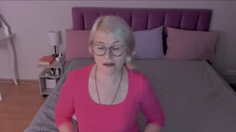 Sabrina MacMarren online show from March 12, 6:44 pm