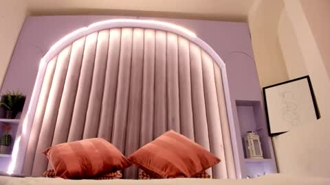 Snapshot of sabrinaspell_ chatting on November 13, 11:42 am S A B R I N A online show from November 13, 11:42 am