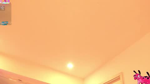 Snapshot of sabrinawiid chatting on February 19, 4:52 am Sabrina online show from February 19, 4:52 am