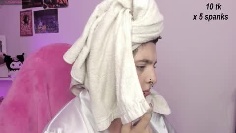 Ig  online show from October 23, 10:47 am