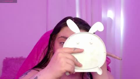 Snapshot of sachi_meow chatting on May 8, 7:19 pm Ig online show from May 8, 7:19 pm