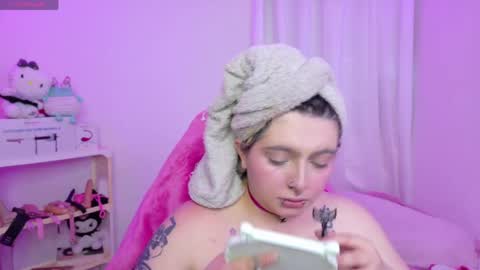 Snapshot of sachi_meow chatting on May 22, 10:48 pm Ig online show from May 22, 10:48 pm