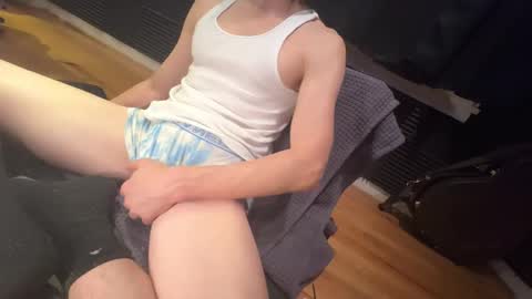 Snapshot of sackajizz chatting on March 12, 8:41 am Macocknballs online show from March 12, 8:41 am