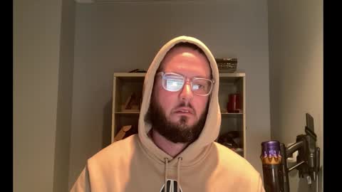 Snapshot of sacredroses chatting on December 1, 1:38 pm sacredroses online show from December 1, 1:38 pm