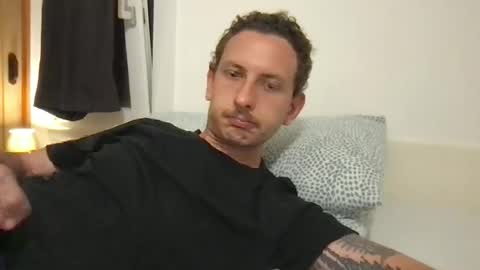 Snapshot of sadcockxxx chatting on June 22, 9:01 pm sadcockxxx online show from June 22, 9:01 pm