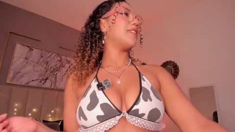 Sophie online show from June 27, 6:18 am