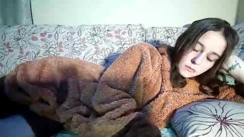 Snapshot of sademoface chatting on November 17, 2:28 am pluto online show from November 17, 2:28 am