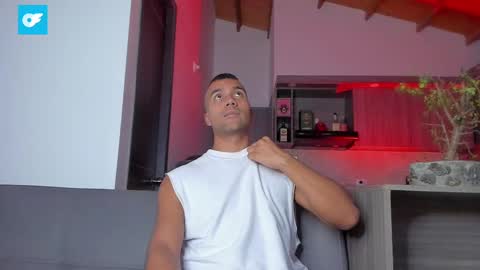 Snapshot of sag_1998 chatting on March 7, 4:35 am Sag online show from March 7, 4:35 am