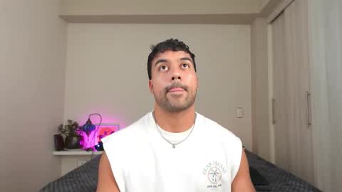 Sag online show from February 25, 8:29 pm