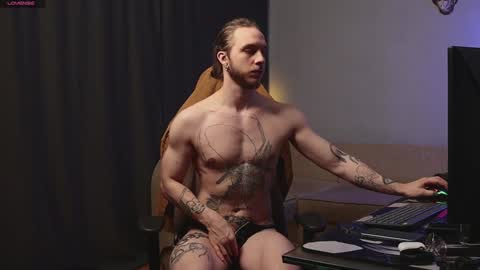 Adam online show from January 15, 11:00 am