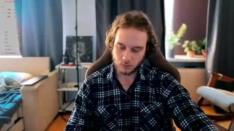 Adam online show from October 17, 8:39 am