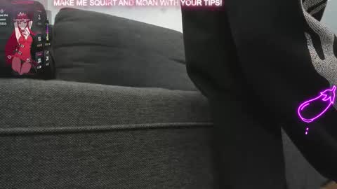 Snapshot of sage_storm chatting on October 29, 12:29 pm Sage Storm online show from October 29, 12:29 pm