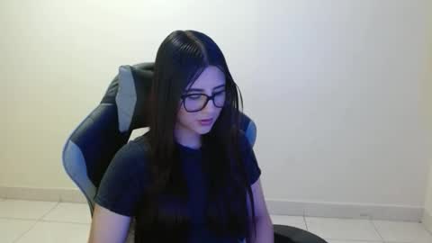 Snapshot of sahaliefox_ chatting on October 23, 9:13 pm Sahaliefox online show from October 23, 9:13 pm