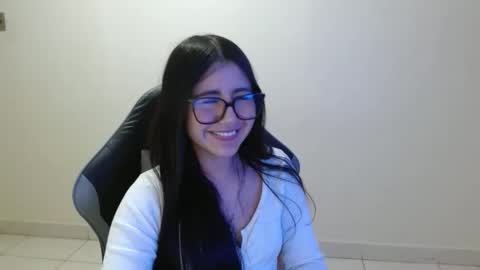 Sahaliefox  online show from January 16, 6:56 pm