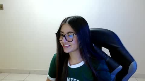 Snapshot of sahaliefox_ chatting on June 26, 9:08 pm Sahaliefox online show from June 26, 9:08 pm