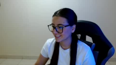 Snapshot of sahaliefox_ chatting on June 30, 9:05 pm Sahaliefox online show from June 30, 9:05 pm