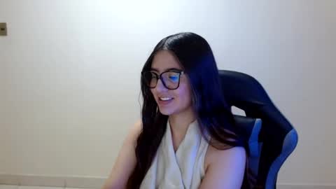 Snapshot of sahaliefox_ chatting on July 12, 5:15 pm Sahaliefox online show from July 12, 5:15 pm