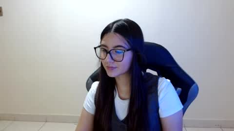 Snapshot of sahaliefox_ chatting on July 18, 5:17 pm Sahaliefox online show from July 18, 5:17 pm