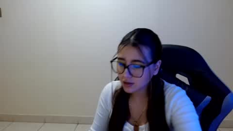 Snapshot of sahaliefox_ chatting on July 24, 9:57 pm Sahaliefox online show from July 24, 9:57 pm