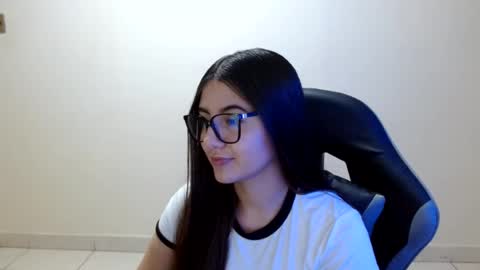 Snapshot of sahaliefox_ chatting on July 25, 10:18 pm Sahaliefox online show from July 25, 10:18 pm