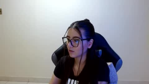 Snapshot of sahaliefox_ chatting on July 28, 10:20 pm Sahaliefox online show from July 28, 10:20 pm
