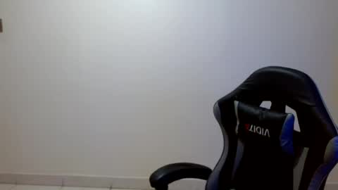 Snapshot of sahaliefox_ chatting on August 1, 12:26 pm Sahaliefox online show from August 1, 12:26 pm