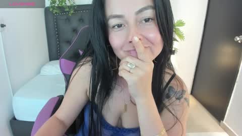 Snapshot of saharareid chatting on October 23, 4:12 am sahara reid online show from October 23, 4:12 am