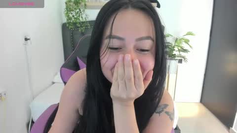 Snapshot of saharareid chatting on November 14, 9:30 am sahara reid online show from November 14, 9:30 am