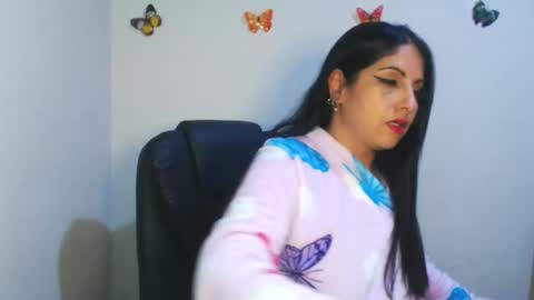 Karina online show from October 19, 1:50 am